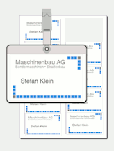 Handels&uuml;bliche Visitenkarten werden zu Namensschildern